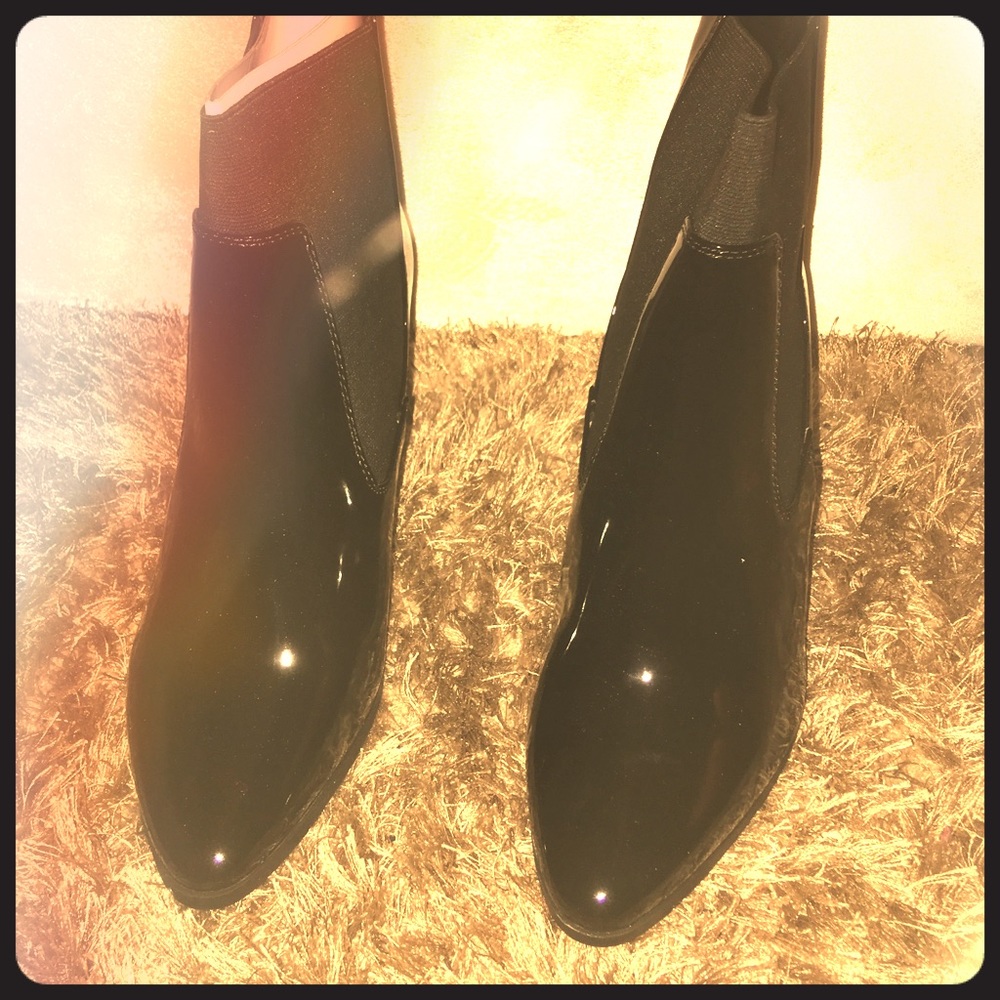 Chic Block Heel Pointy Toe Boot - Lane Bryant 11W